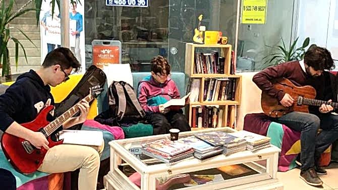 Revizyon Akademi Derste :)